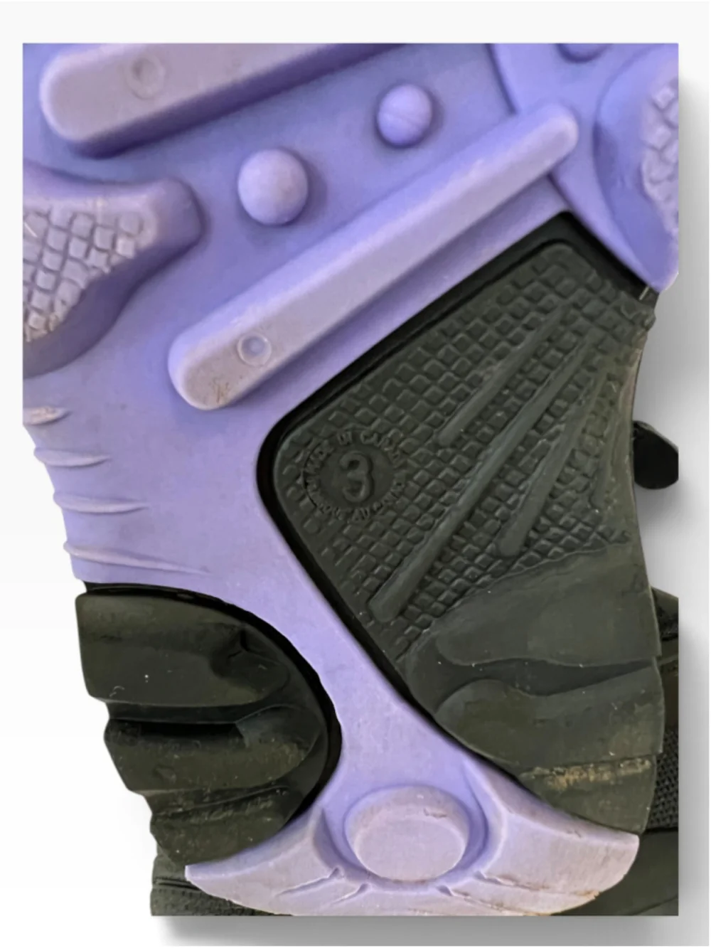 Girl’s Kamik Winter Boots Size 3 Purple and Black